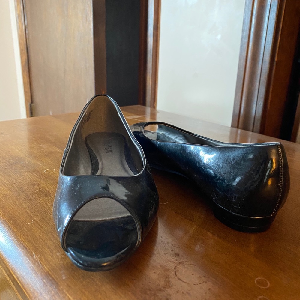Peep toe Black Flats